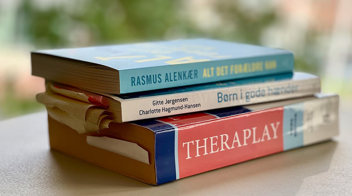 Billede af bøger: Theraplay og Børn I gode hænder